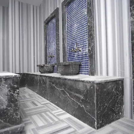 Apartamento Stylish 1br Flat Pool View & 10 Min Walk To