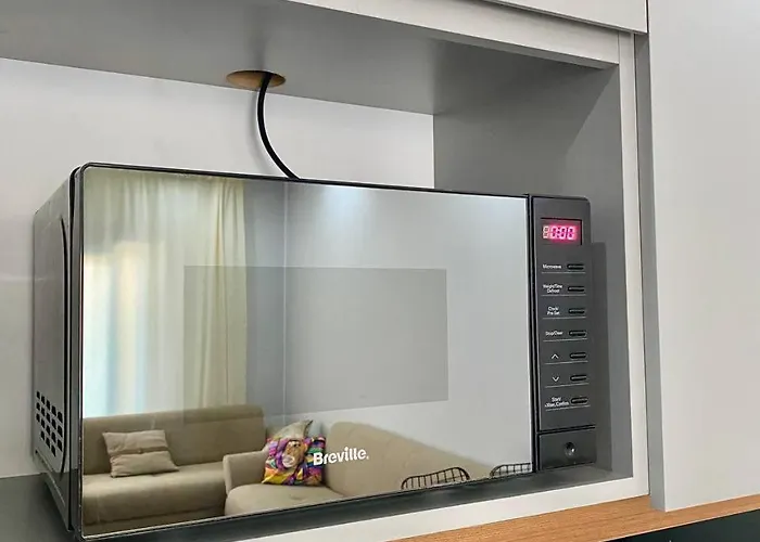 Apartmán Stylish 1br Flat Pool View & 10 Min Walk To *