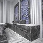 Appartement Stylish 1br Flat Pool View & 10 Min Walk To
